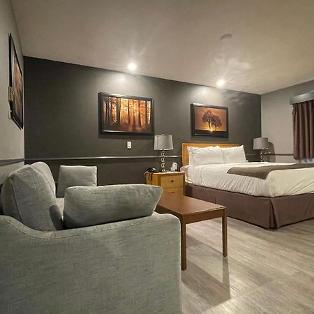 Travelodge By Wyndham ברנדון מראה חיצוני תמונה
