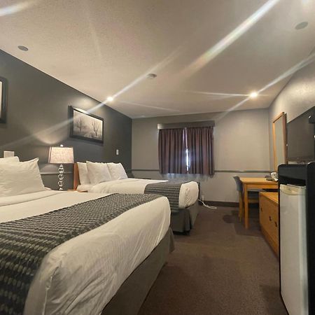 Travelodge By Wyndham ברנדון מראה חיצוני תמונה