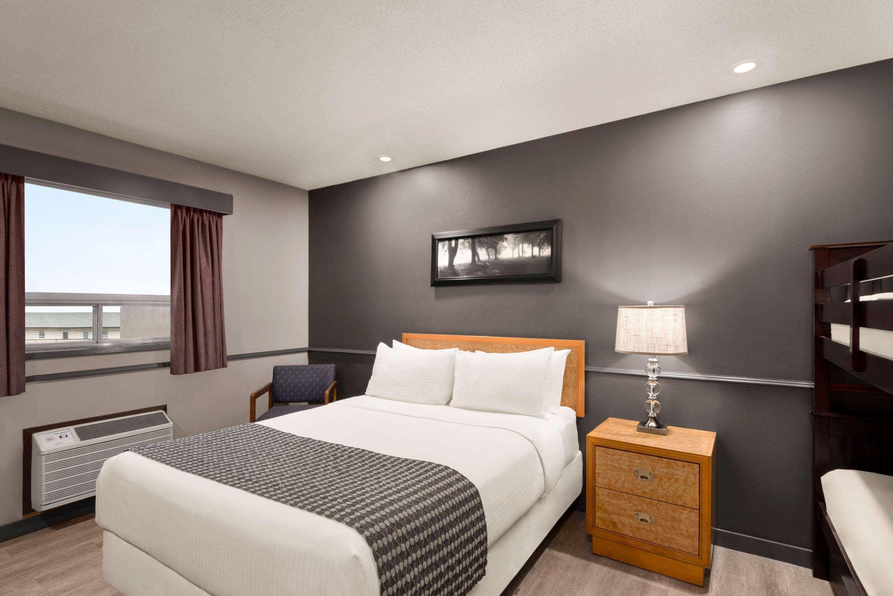 Travelodge By Wyndham ברנדון מראה חיצוני תמונה