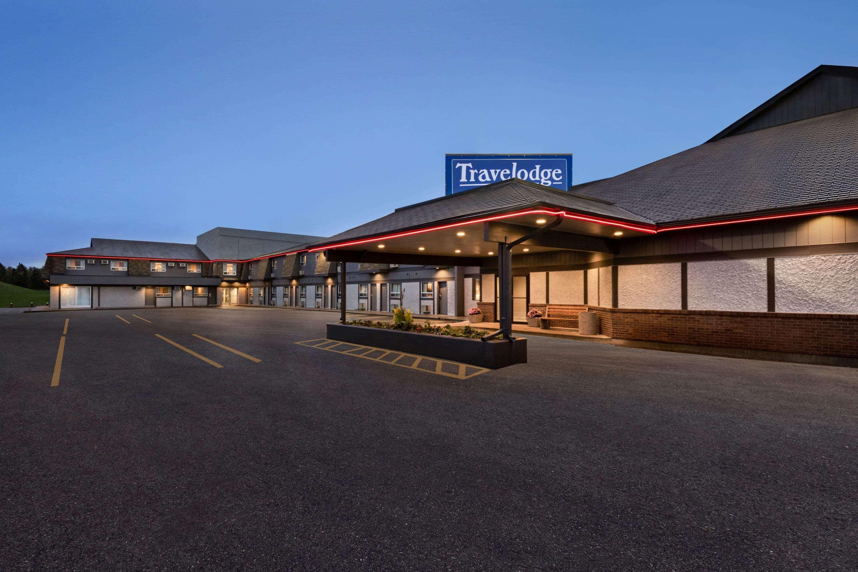 Travelodge By Wyndham ברנדון מראה חיצוני תמונה