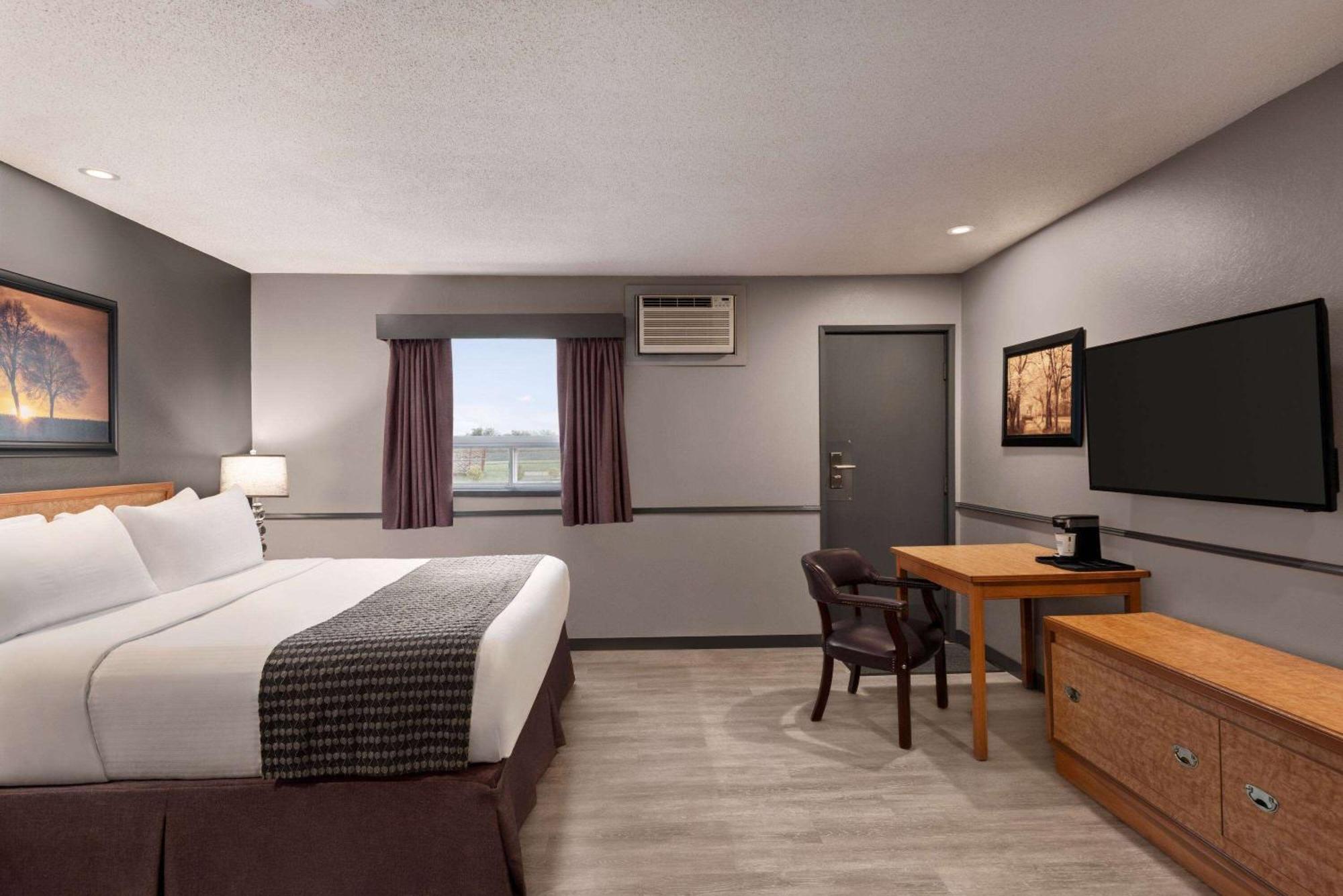 Travelodge By Wyndham ברנדון מראה חיצוני תמונה