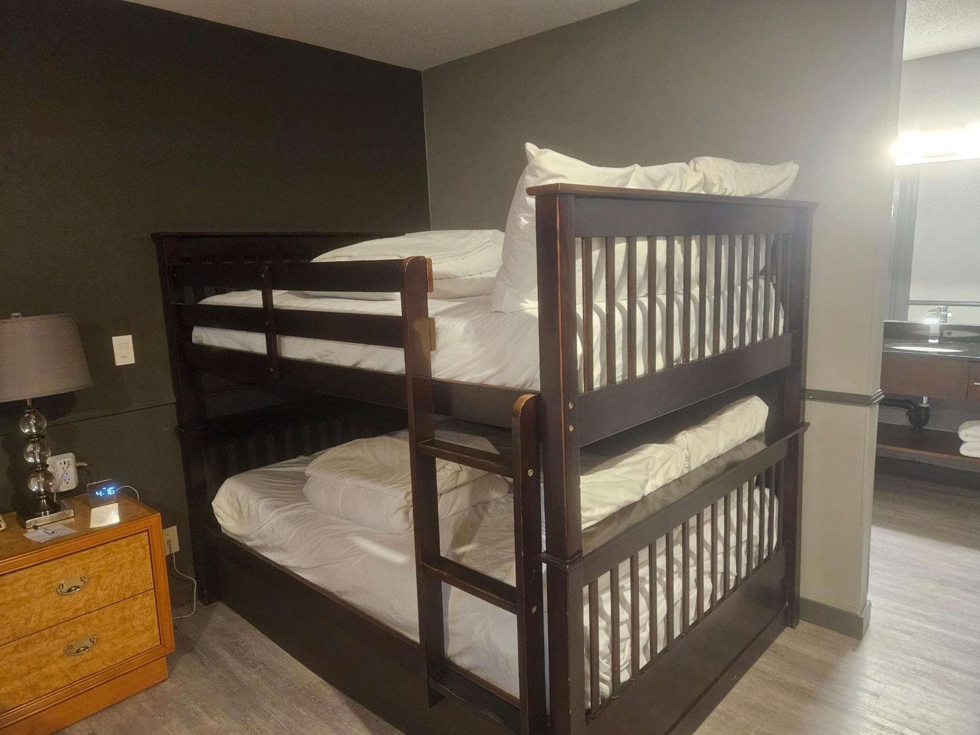 Travelodge By Wyndham ברנדון מראה חיצוני תמונה