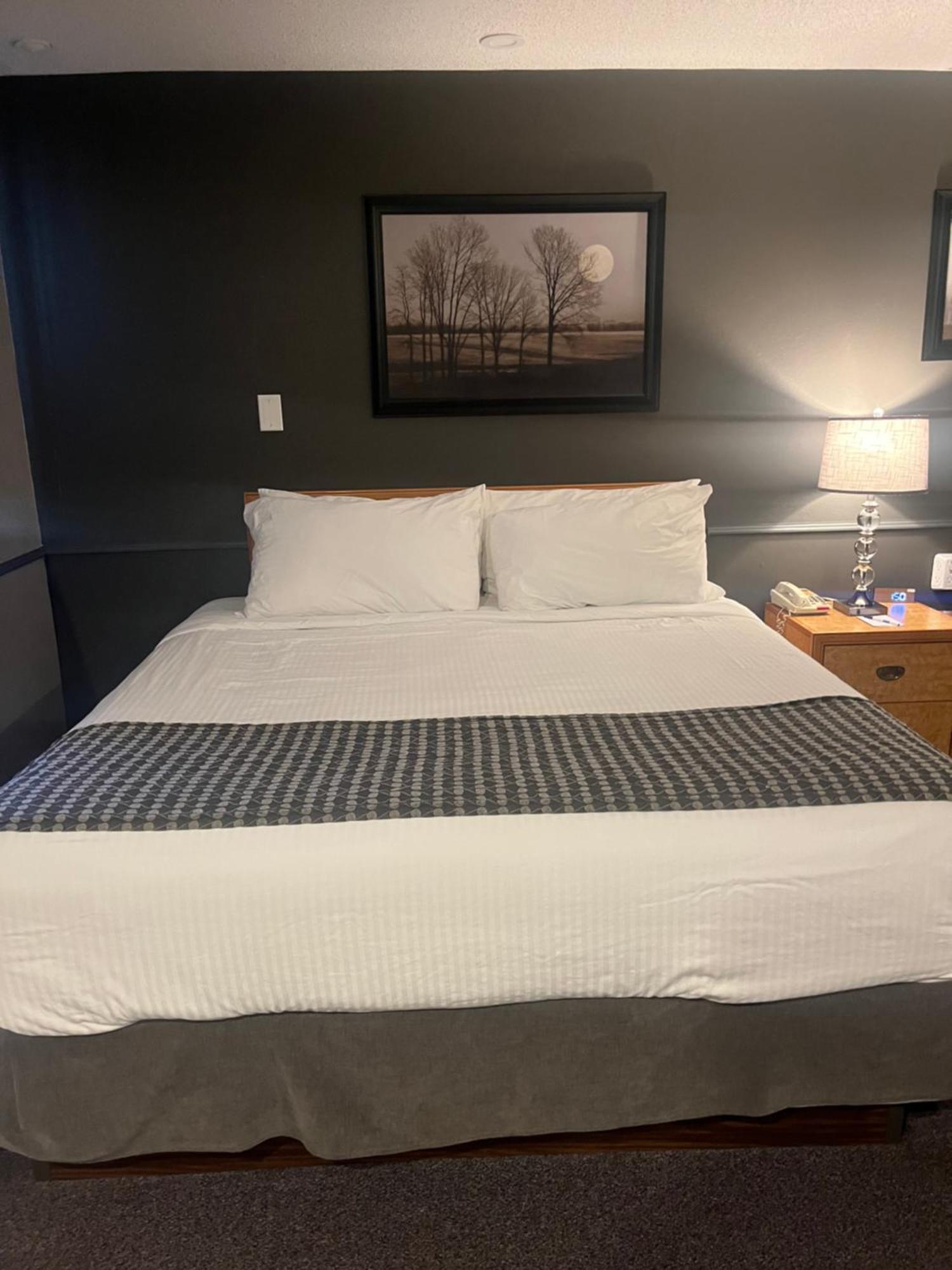 Travelodge By Wyndham ברנדון מראה חיצוני תמונה